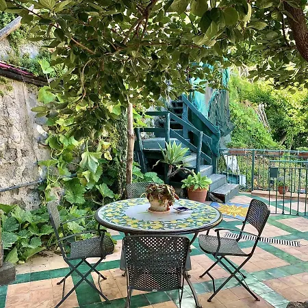 - Casa Vira *
